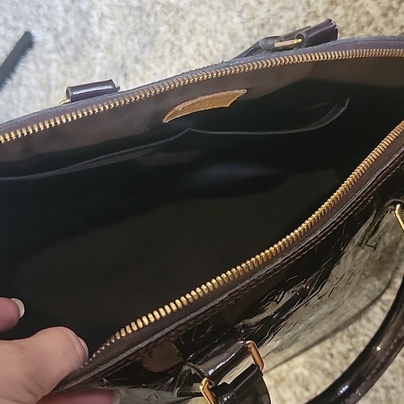 AUTHENTIC Louis Vuitton Alma MM - Picture 10 of 10